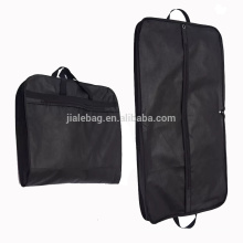 Sac de vêtement de couverture de costume non tissé portable de conception pliable de voyage